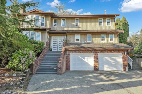 2220 Windwood Pl, Burnaby, BC, V5A4E9 | Card Image