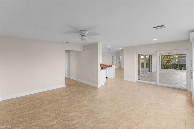 Family Room | Image 17