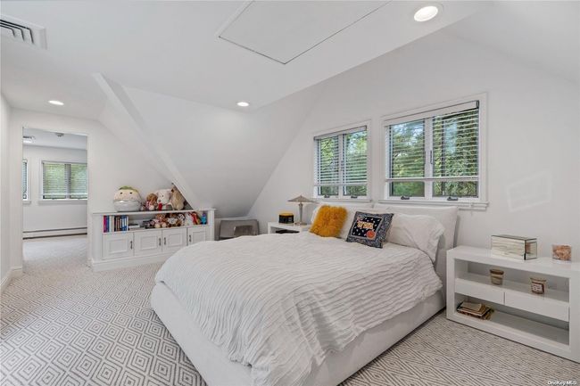 Bedroom | Image 19