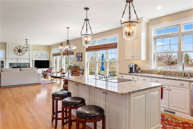 50 Elizabeth Ln, House other with 4 bedrooms, 4 bathrooms and 6 parking in Middletown RI | Image 9