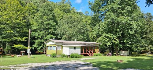2005 Cleveland Rd, Hacker Valley, WV, 26222-8440 | Card Image