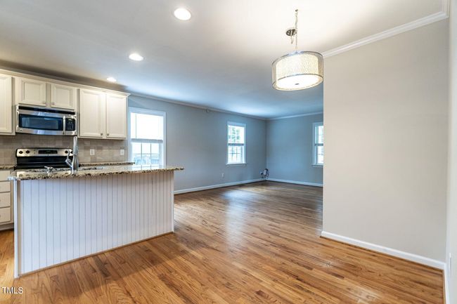 016-1920x1080-dining-kitchen | Image 21