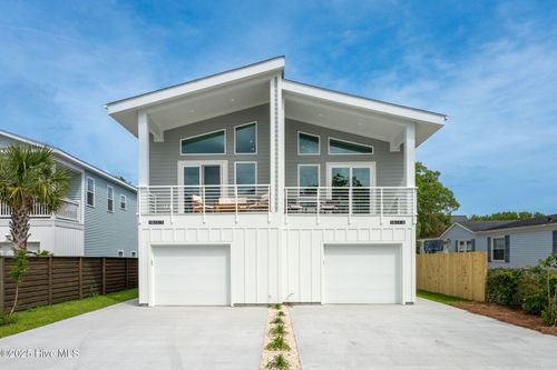 2-1611 Searay Ln, Carolina Beach, NC, 28428-5614 | Card Image