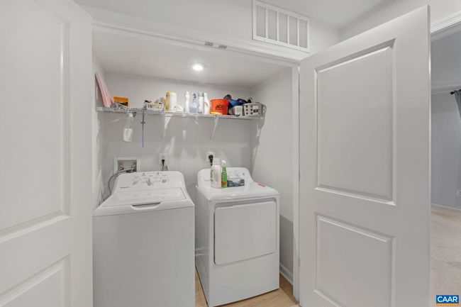 6031 Mccomb St, House attached with 3 bedrooms, 3 bathrooms and null parking in CROZET VA | Image 25