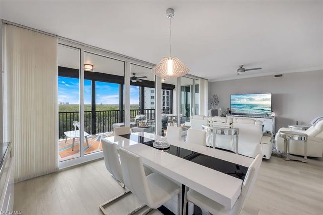 APT-703 - 455 Cove Tower Dr, Condo with 3 bedrooms, 4 bathrooms and 1 parking in NAPLES FL | Image 13