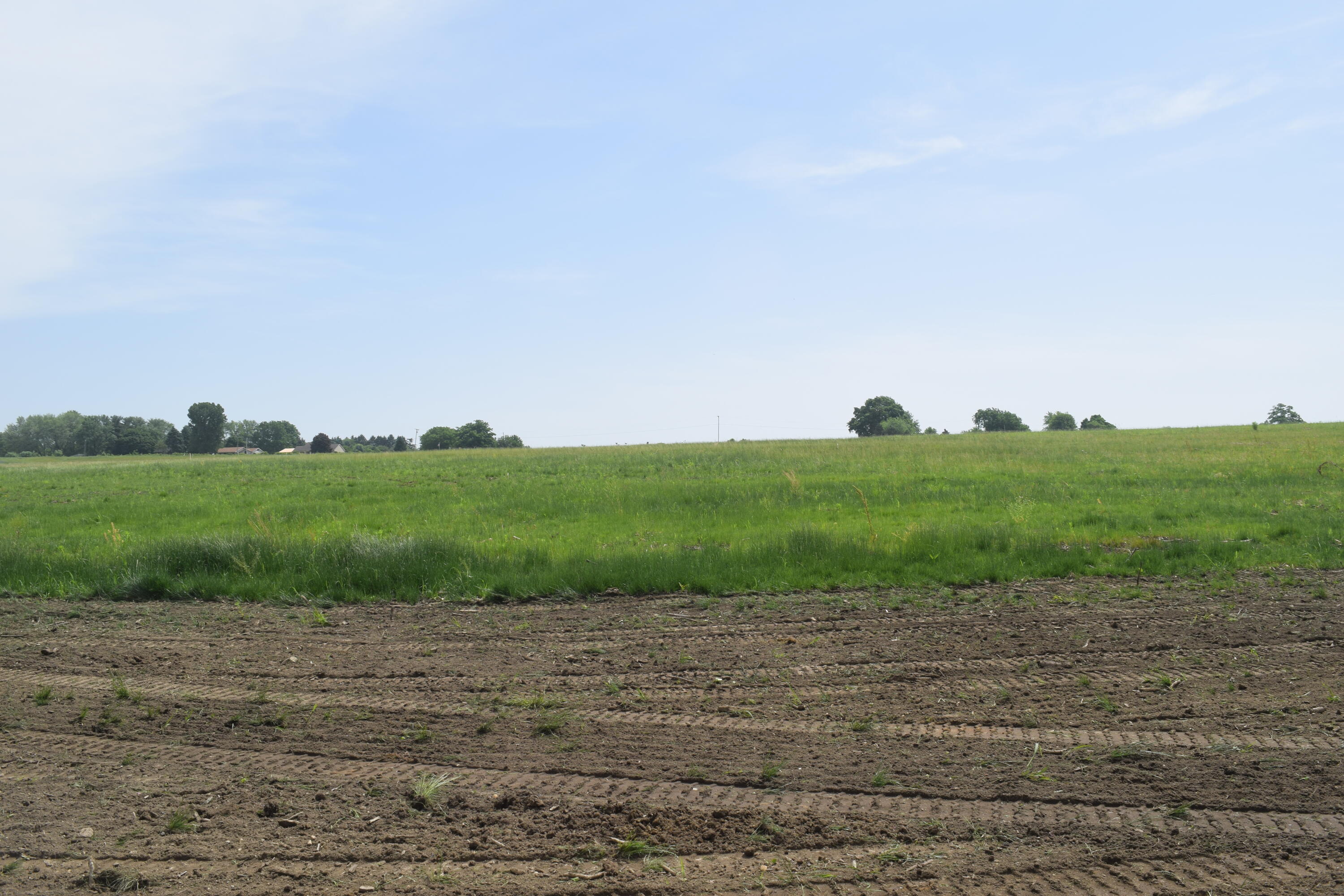 Shoreside Ct, Hudsonville, MI 49426