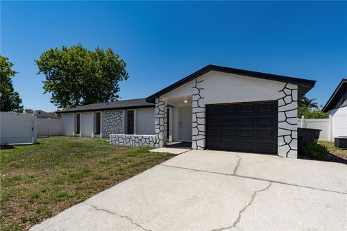 9501 Camden Hill Ct, TAMPA, FL, 33615-1979 | Card Image
