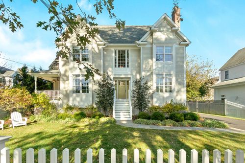 309 Birch Rd, Fairfield, CT, 06824-6726 | Card Image