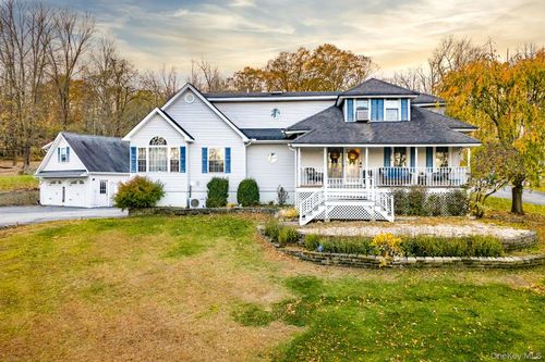 179 Reservoir Rd, Middletown, NY, 10940-6494 | Card Image