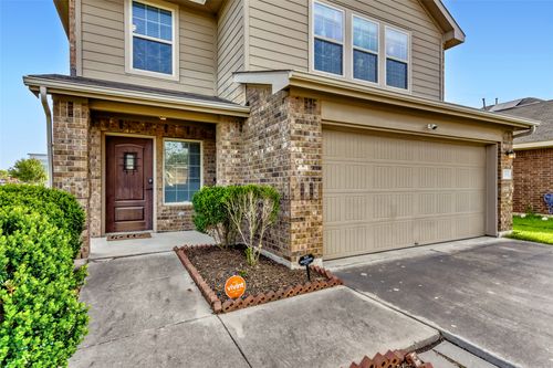 7233 Crestone Rd, Austin, TX, 78744-1783 | Card Image