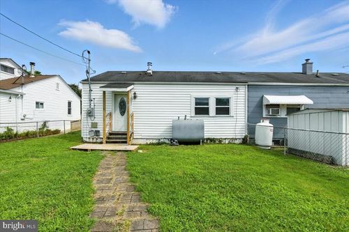 15 Greenwood Pl, INDIAN HEAD, MD, 20640-1003 | Card Image