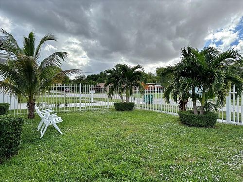 4315 Nw 11th Ct, Miami, FL, 33127-2527 | Card Image