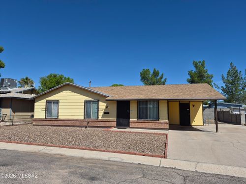 2530 W Vereda De Gente, Tucson, AZ, 85746-8022 | Card Image