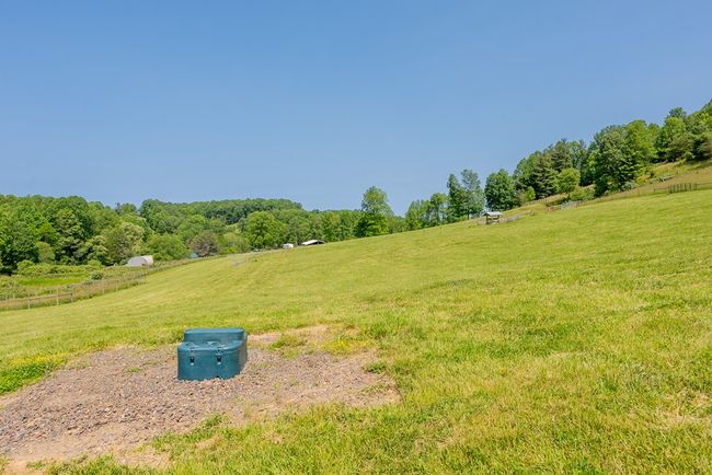 688 Gibson Knob Rd, Home with 0 bedrooms, 0 bathrooms and null parking in Laurel Fork VA | Image 91