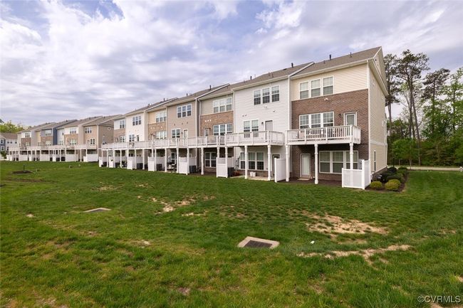 11909 Rubystone Dr, Townhouse with 3 bedrooms, 4 bathrooms and null parking in Chester VA | Image 28