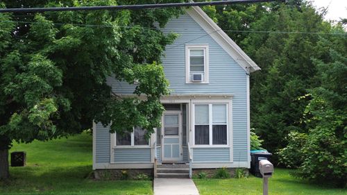 924 Vt Route 7a, Shaftsbury, VT, 05262-9542 | Card Image