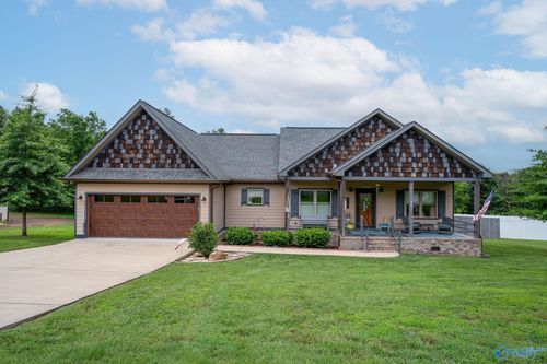 167 County Road 1010, Fort Payne, AL, 35968-5164 | Card Image