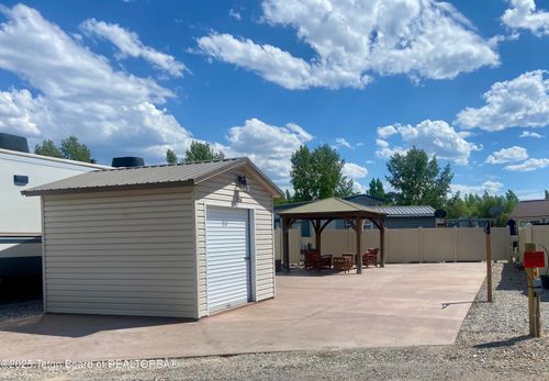 226 Oxbow Dr, Thayne, WY, 83127 | Card Image