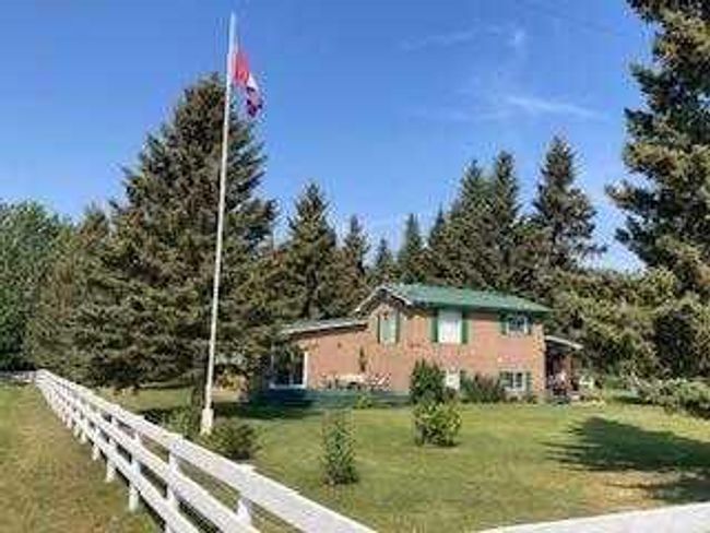 4540 Township Road 340, Home with 3 bedrooms, 3 bathrooms and 20 parking in Rural Mountain View County AB | Image 2