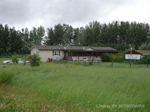 8008A Township Road 530, Evansburg, AB, T0E0T0 | Card Image