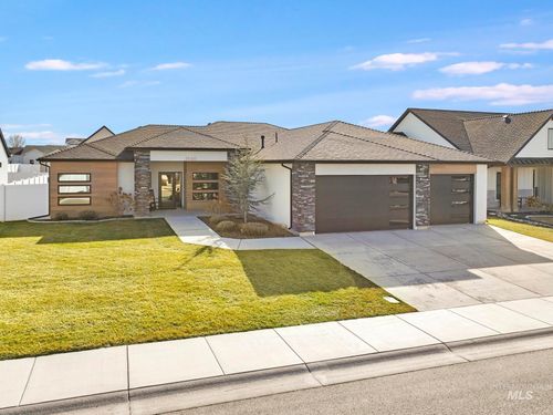 3140 Moonrise Rd, Twin Falls, ID, 83301-8443 | Card Image