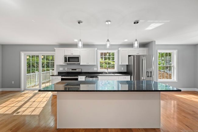 2B Buckley Hill Rd, Home with 3 bedrooms, 3 bathrooms and 2 parking in North Grosvenordale CT | Image 15