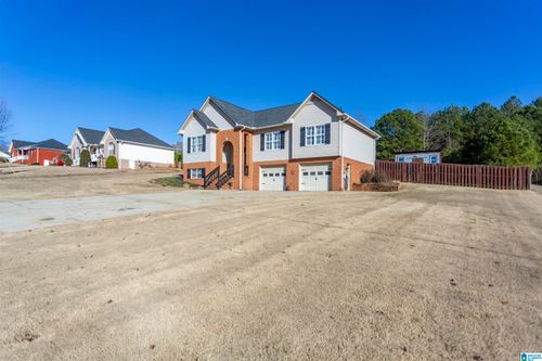 906 Ridgeway Dr, ONEONTA, AL, 35121-2426 | Card Image