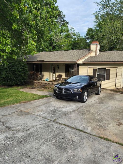 4726 Pine Valley Dr, Macon, GA, 31210-5633 | Card Image