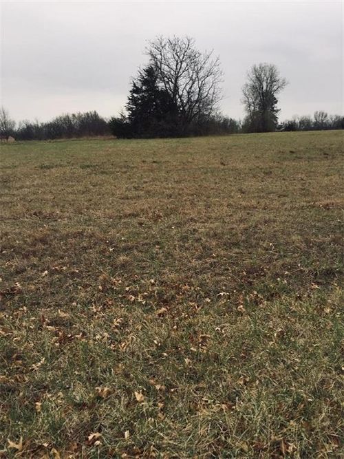 22 Fox Run Drive, Mound City, KS, 66056 | Card Image