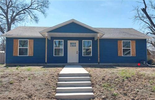 603 W 2nd St, Pittsburg, KS, 66762-4611 | Card Image