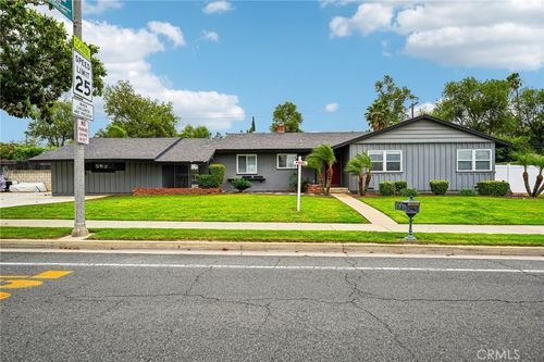 2424 Central, Riverside, CA, 92506 | Card Image