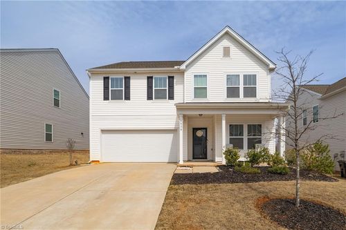 5536 Baverhof Dr, Greensboro, NC, 27405-8312 | Card Image