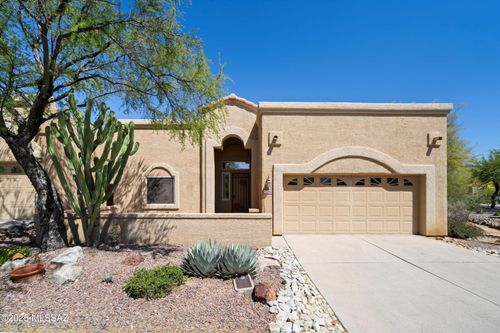 12746 N Walking Deer Pl, Oro Valley, AZ, 85755-1739 | Card Image
