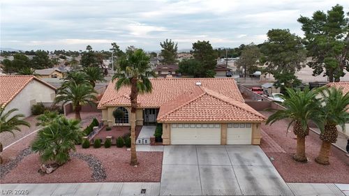 7530 Demona Dr, Las Vegas, NV, 89123-1432 | Card Image