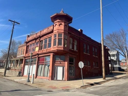 1421 Penn St, Saint Joseph, MO, 64503-2550 | Card Image