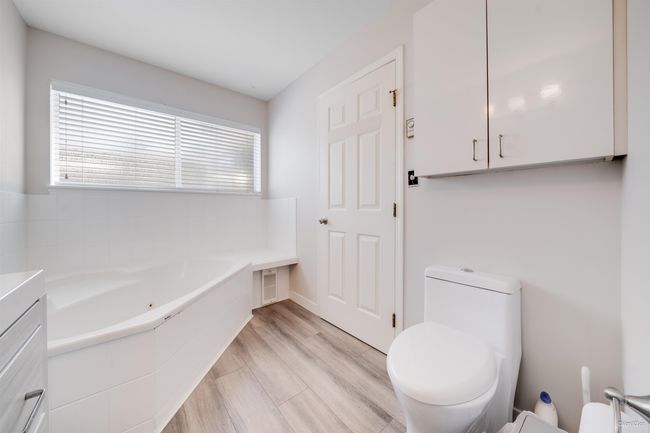 3 - 1552 Everall St, Townhouse with 2 bedrooms, 3 bathrooms and 1 parking in White Rock BC | Image 30