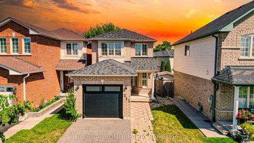 211 Andona Cres, Scarborough, ON, M1C5J8 | Card Image
