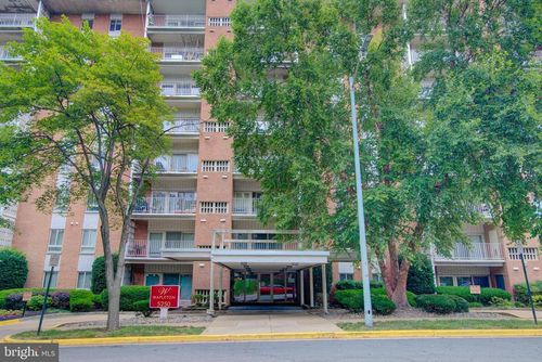 407-5250 Valley Forge Dr, ALEXANDRIA, VA, 22304-5610 | Card Image