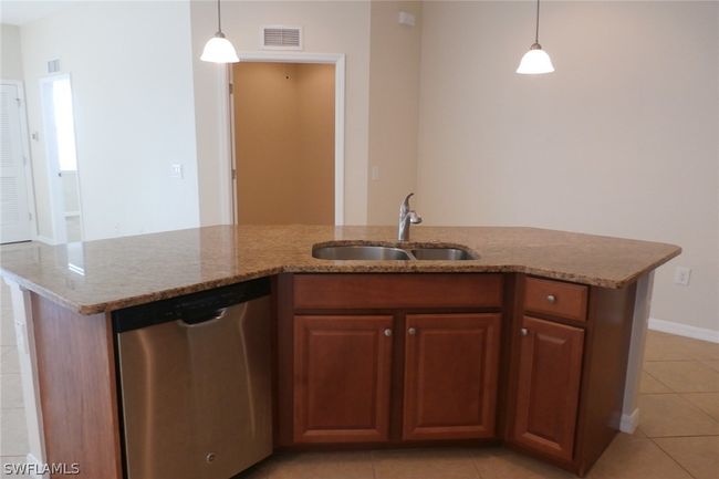 UNIT-201 - 18268 Creekside Preserve Loop, Condo with 3 bedrooms, 2 bathrooms and null parking in FORT MYERS FL | Image 9
