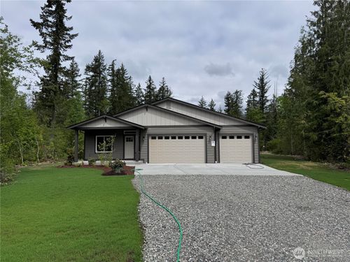 8570 Trillium Ln, Concrete, WA, 98237 | Card Image