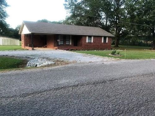 30 Gatlin Dr, Grand Junction, TN, 38039-7124 | Card Image