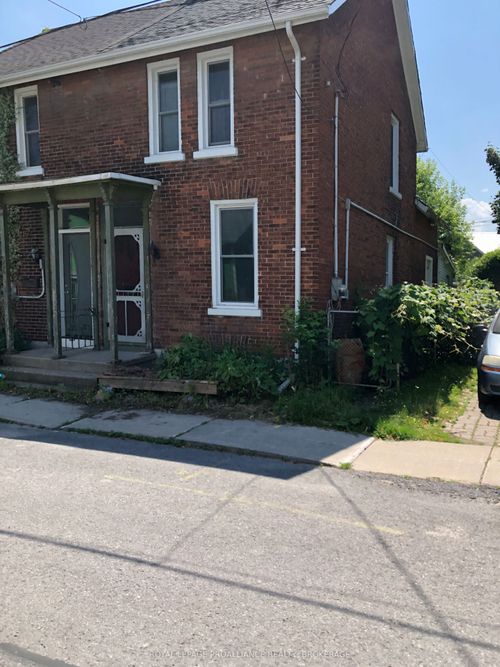 536 Bagot St, Kingston, ON, K7K3C9 | Card Image