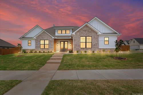 11011 Kings Cyn, Woodway, TX, 76712-7710 | Card Image
