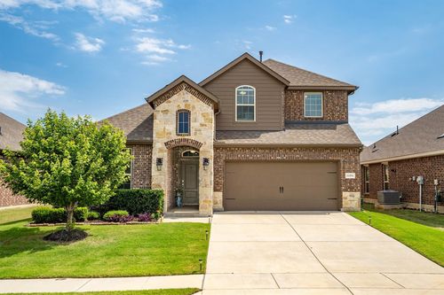 11204 Glover Ln, Aubrey, TX, 76227-3188 | Card Image