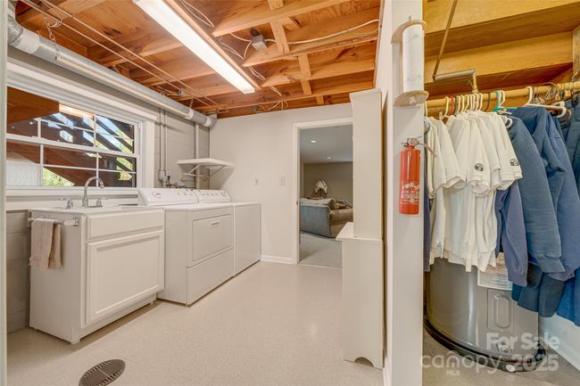23 Zephyr Dr, House other with 4 bedrooms, 2 bathrooms and null parking in Asheville NC | Image 32