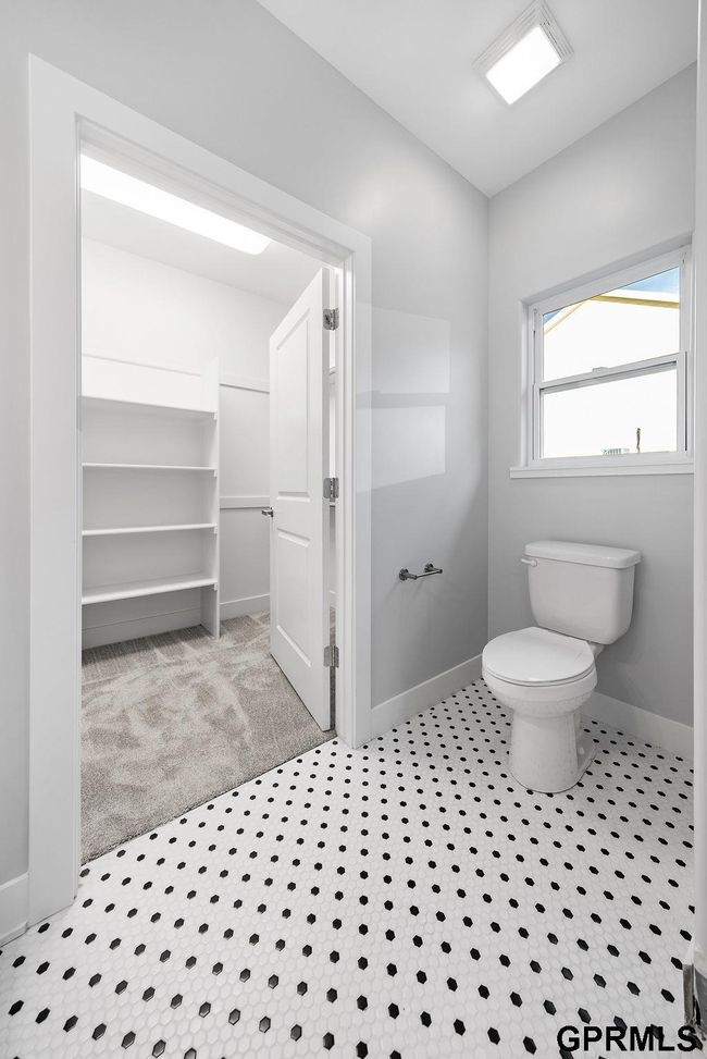 1314 Silver Ln, House other with 3 bedrooms, 2 bathrooms and 3 parking in Crescent IA | Image 16