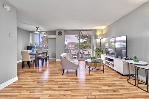 apt-301-244 S La Fayette Park Pl, Los Angeles, CA, 90057-1342 | Card Image