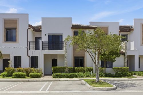 220714-20714 Ne 5th Ct, Miami, FL, 33179 | Card Image