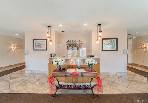 apt-3n-160 Academy St, Poughkeepsie, NY, 12601-4502 | Card Image