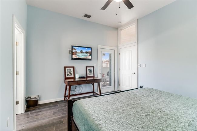 UNIT-201 - 2212 State Highway 361, Townhouse with 3 bedrooms, 3 bathrooms and 2 parking in Port Aransas TX | Image 17